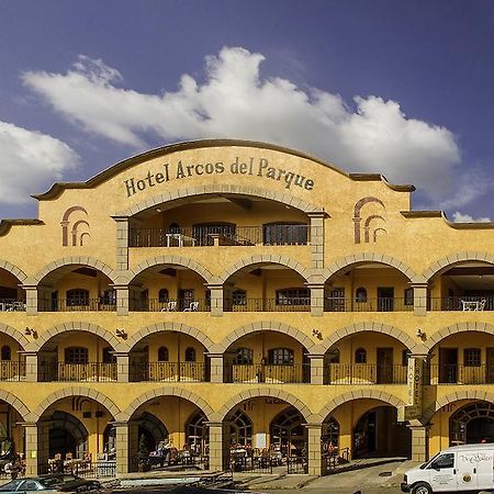 Hotel Arcos Del Parque Acayucan Extérieur photo