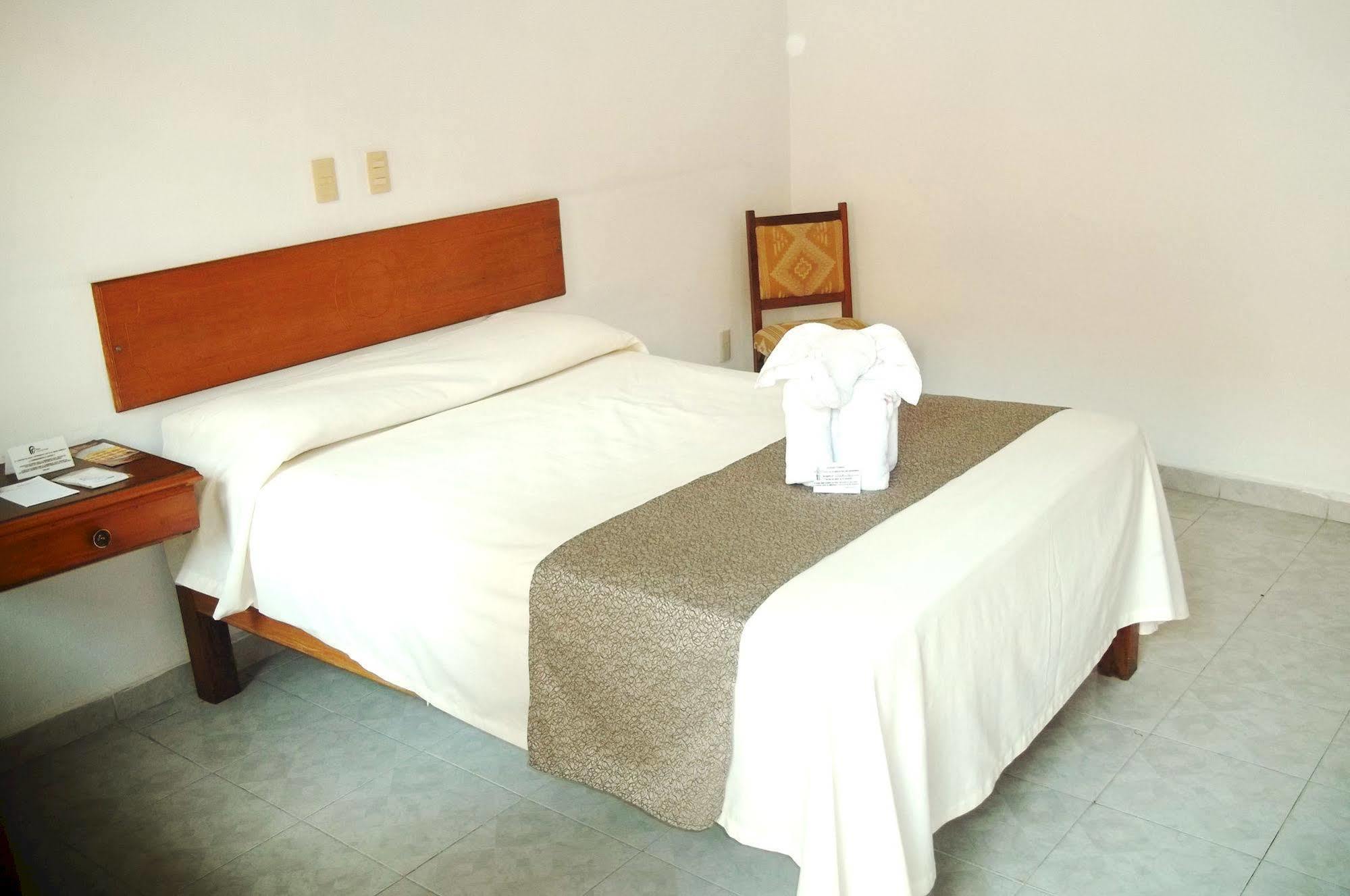 Hotel Arcos Del Parque Acayucan Extérieur photo