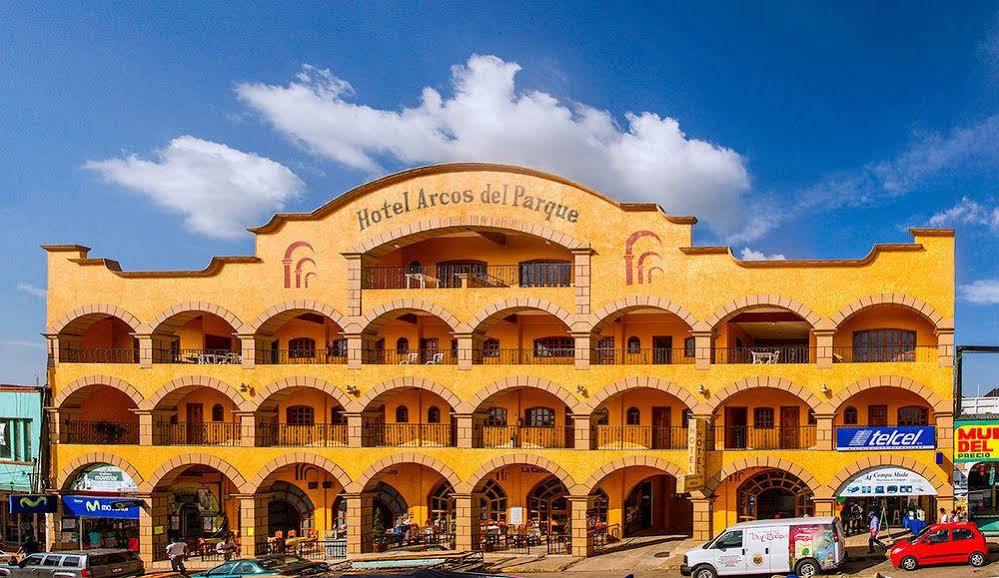 Hotel Arcos Del Parque Acayucan Extérieur photo