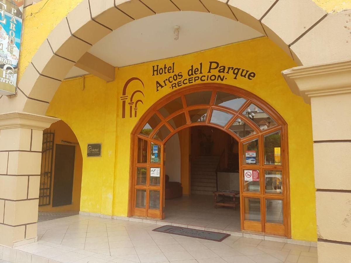 Hotel Arcos Del Parque Acayucan Extérieur photo