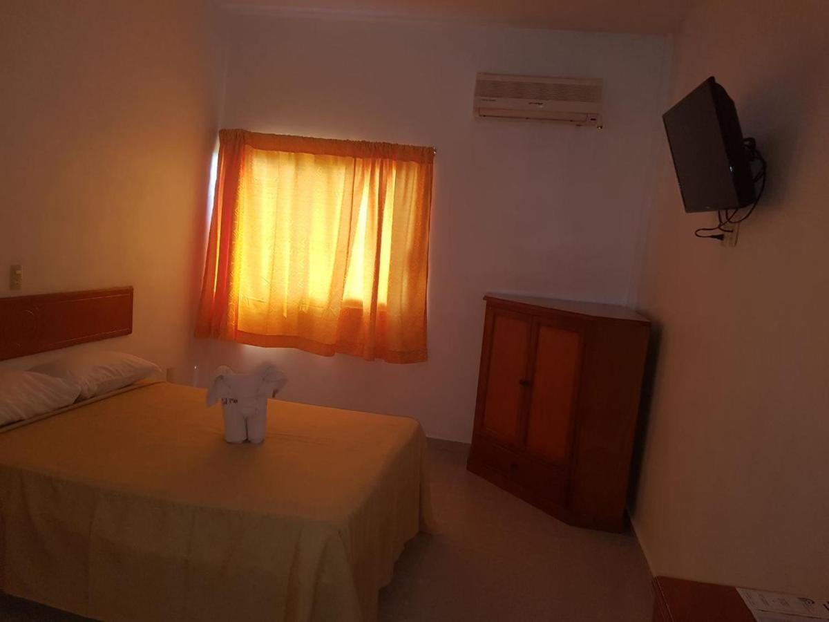 Hotel Arcos Del Parque Acayucan Extérieur photo